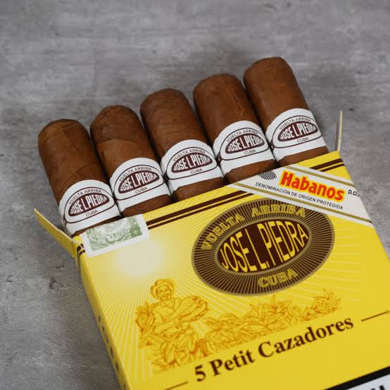 Jose L Piedra Petit Cazadores